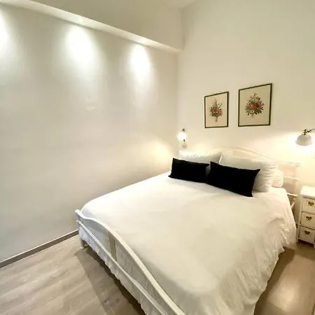 Vicino Al Mare- Il Giacinto